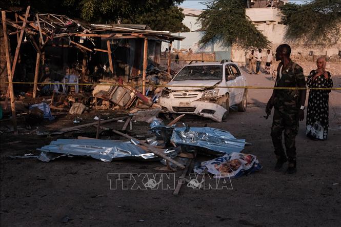 (Tư liệu) Hiện trường một vụ đánh bom liều chết tại Mogadishu, Somalia. Ảnh: THX/TTXVN