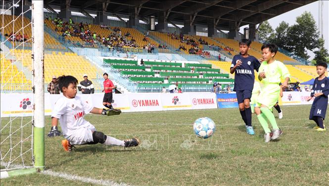 Các trận đấu của giải diễn ra sôi nổi. Ảnh: Hồng Thái - TTXVN