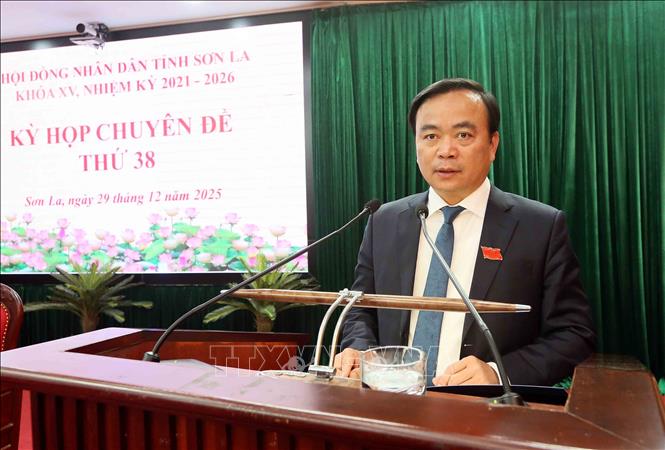 Phó Chủ tịch Thường trực UBND tỉnh Sơn La Hà Trung Chiến phát biểu. Ảnh: Quang Quyết - TTXVN