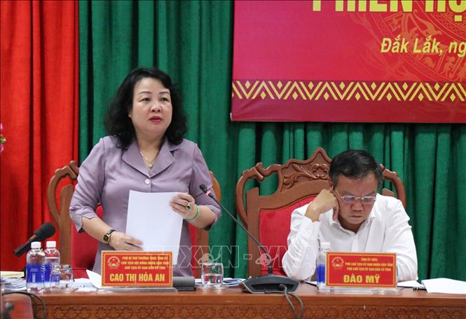Bà Cao Thị Hòa An, Phó Bí thư Thường trực Tỉnh ủy, Chủ tịch HĐND tỉnh, Chủ tịch Ủy ban Bầu cử tỉnh Đắk Lắk phát biểu. Ảnh: Tuấn Anh - TTXVN