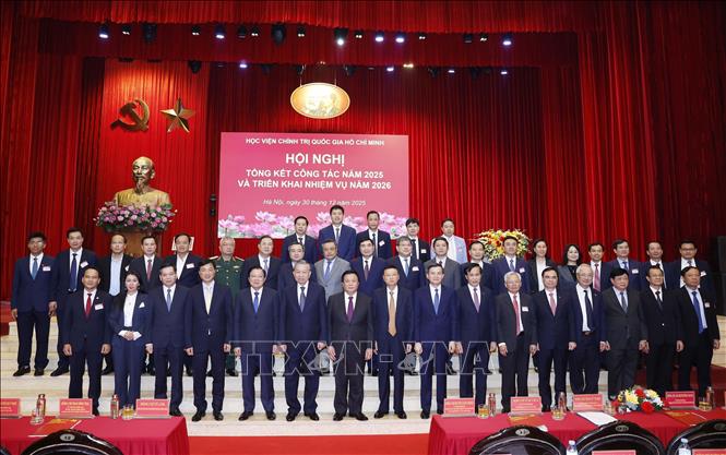 Tổng Bí thư Tô Lâm và các đại biểu. Ảnh: Thống Nhất – TTXVN