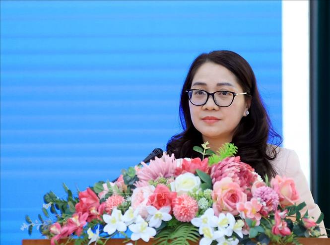 Đại diện Chi bộ Ban Thư ký Biên tập và Quan hệ đối ngoại trình bày tham luận. Ảnh; Tuấn Anh - TTXVN