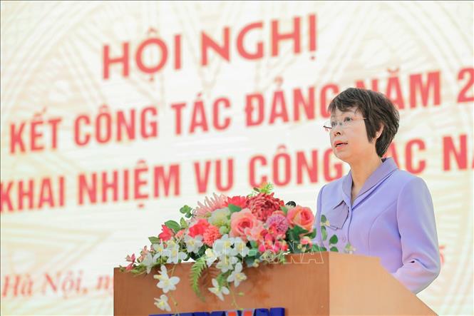 Đồng chí Vũ Việt Trang, Ủy viên Ban Chấp hành Đảng bộ Chính phủ, Bí thư Đảng ủy, Tổng Giám đốc TTXVN phát biểu kết luận Hội nghị. Ảnh: Lê Đông - TTXVN