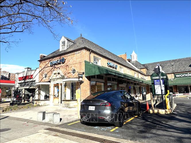 Một chi nhánh ngân hàng Chase tại khu Cleverland Park cổ kính ở Đông Bắc thủ đô Washington D.C. Ảnh: Đoàn Hùng - PV TTXVN tại Mỹ 