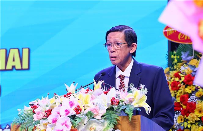 Nhà báo Trần Nam Đông, Chủ tịch Hội Nhà báo tỉnh Đồng Nai nhiệm kỳ 2025 - 2030 phát biểu. Ảnh: Công Phong - TTXVN