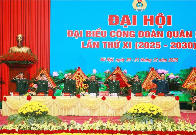 Đoàn Chủ tịch điều hành đại hội. Ảnh: Trọng Đức - TTXVN