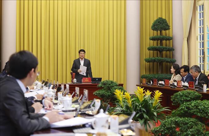 State President Luong Cuong chairs a meeting with the Presidential Office on December 31 to review its December performance and set key duties for January 2026. VNA Photo: Lâm Khánh