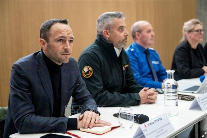 Đại diện của chính phủ Thụy Sĩ và bang Valais tham dự cuộc họp báo. Ảnh: TTXVN phát