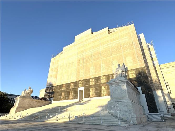 Trụ sở Tòa án Tối cao Mỹ đang được tu sửa ở thủ đô Washington D.C. Ảnh: Đoàn Hùng - P/v TTXVN tại Mỹ