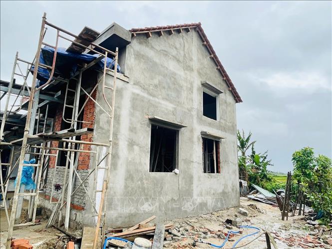 A new house in Hoa Thinh commune, Dak Lak province. VNA/Photo by courtesy