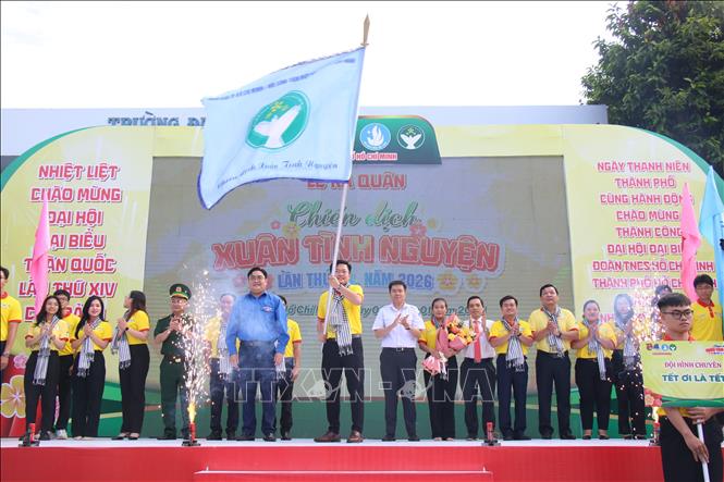 The Youth Union of Ho Chi Minh City launches the 18th annual Spring Volunteer Campaign 2026 on January 3. Photo: Thu Huong - VNA