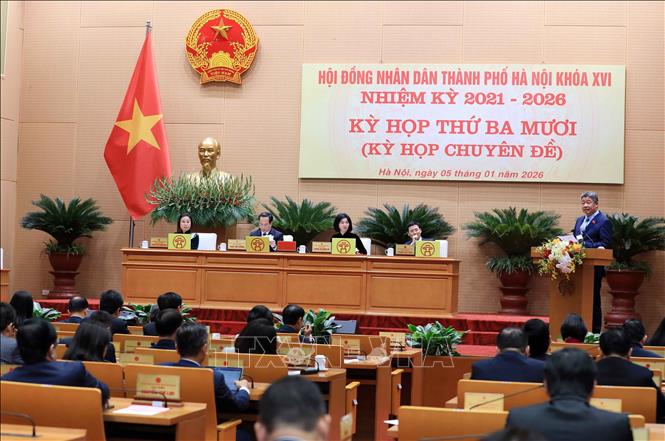 Phó Chủ tịch UBND thành phố Hà Nội Nguyễn Mạnh Quyền phát biểu. Ảnh: Văn Điệp – TTXVN