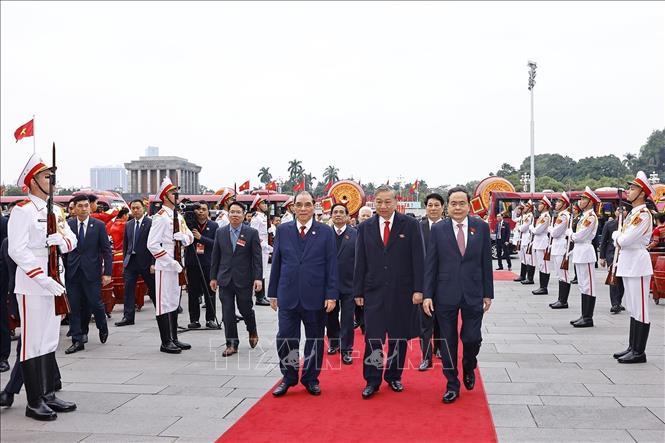 Tổng Bí thư Tô Lâm cùng các đồng chí lãnh đạo, nguyên lãnh đạo Đảng, Nhà nước dự Lễ kỷ niệm. Ảnh: Doãn Tấn - TTXVN