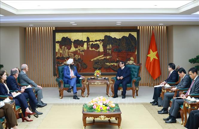 Thủ tướng Phạm Minh Chính tiếp ông Randeep Sarai, Bộ trưởng Phát triển quốc tế, Bộ Các vấn đề toàn cầu Canada. Ảnh: Dương Giang-TTXVN 
