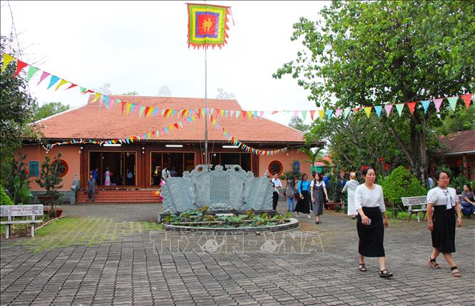 Khuông viên Đình thần Tân An. Ảnh: Nguyễn Hằng - TTXVN