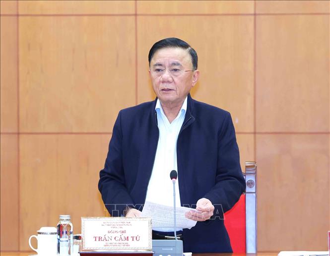 Đồng chí Trần Cẩm Tú, Uỷ viên Bộ Chính trị, Thường trực Ban Bí thư, Trưởng Tiểu ban Tổ chức phục vụ Đại hội XIV phát biểu chỉ đạo buổi làm việc. Ảnh: Phương Hoa – TTXVN