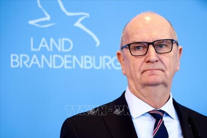 Thủ hiến bang Brandenburg, lãnh đạo đảng Dân chủ Xã hội (SPD) của Đức Dietmar Woidke, tuyên bố chấm dứt liên minh cầm quyền với đảng Liên minh Sahra Wagenknecht (BSW), tại Potsdam, ngày 6/1/2026. Ảnh: Reuters/TTXVN