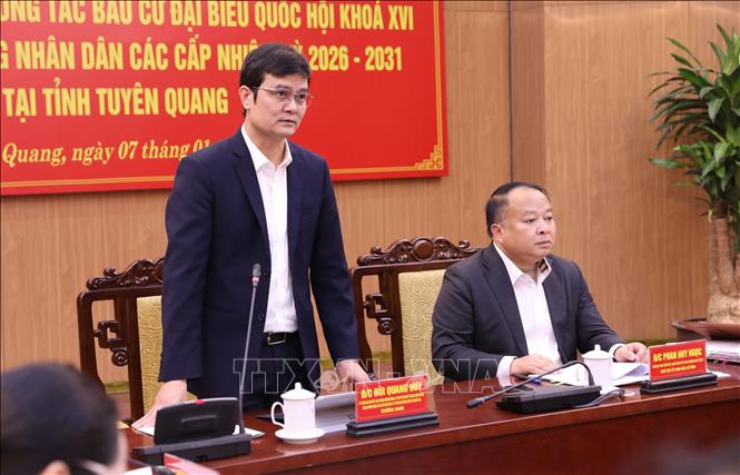 Bí thư thứ nhất Trung ương Đoàn Bùi Quang Huy, Ủy viên Hội đồng bầu cử quốc gia phát biểu tại buổi làm việc. Ảnh: Quang Cường – TTXVN