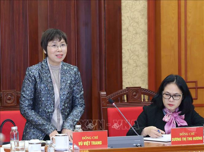 General Director of Vietnam News Agency Vu Viet Trang speaks at the working session. VNA Photo: Phương Hoa 