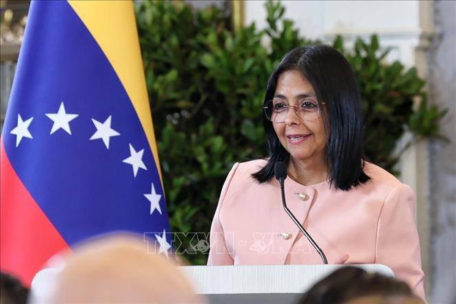 (Tư liệu) Bà Delcy Rodriguez phát biểu tại Caracas. Ảnh: THX/TTXVN
