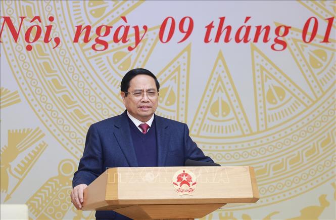 Thủ tướng Phạm Minh Chính chủ trì Hội nghị trực tuyến toàn quốc thúc đẩy đầu tư công năm 2025 và năm 2026. Ảnh: Dương Giang-TTXVN
