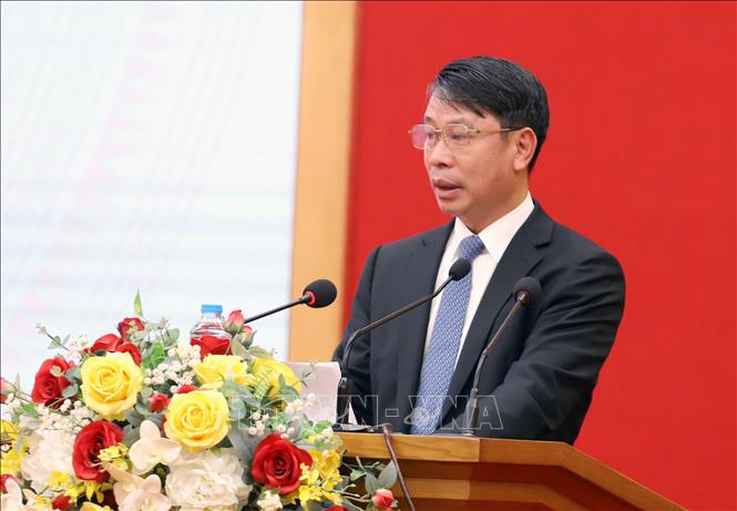 Phó Chủ tịch UBND tỉnh Phú Thọ Nguyễn Khắc Hiếu phát biểu tại hội nghị. Ảnh: Trọng Đạt - TTXVN