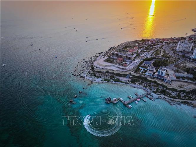 Quang cảnh mặt biển ở Aktau, Kazakhstan. Ảnh: THX/TTXVN