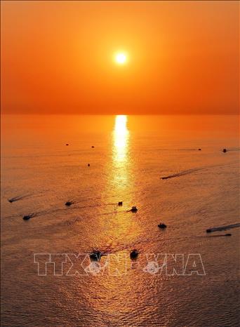 Quang cảnh mặt biển ở Aktau, Kazakhstan. Ảnh: THX/TTXVN