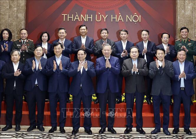 Tổng Bí thư Tô Lâm, Thủ tướng Phạm Minh Chính, Chủ tịch Quốc hội Trần Thanh Mẫn và các đại biểu. Ảnh: Thống Nhất – TTXVN