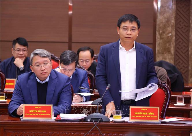 Bộ trưởng Bộ Tài chính Nguyễn Văn Thắng phát biểu. Ảnh: Văn Điệp - TTXVN