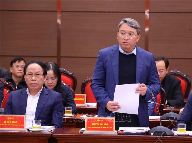 Bộ trưởng Bộ Tư pháp Nguyễn Hải Ninh phát biểu. Ảnh: Văn Điệp - TTXVN 