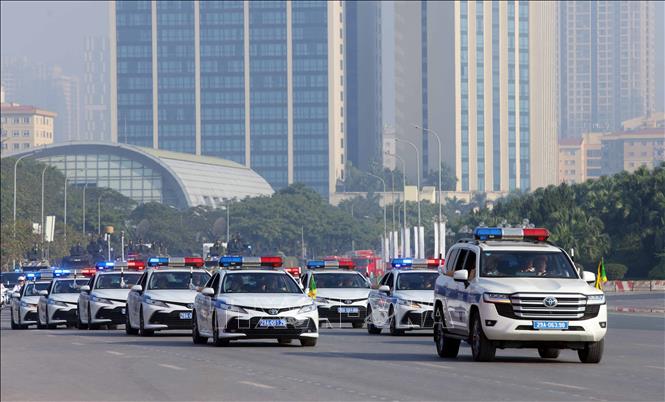 Khối xe chỉ huy giao thông dẫn đoàn tham gia duyệt đội ngũ. Ảnh: Phạm Kiên - TTXVN