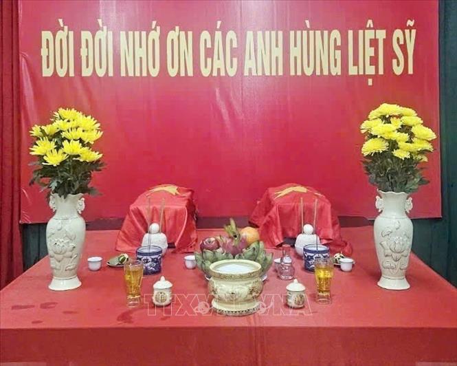 Các hài cốt liệt sĩ đã đưa về quàn tại Đơn vị Đội 584, Phòng Chính trị, Bộ Chỉ huy Quân sự tỉnh Quảng Trị. Ảnh: TTXVN phát