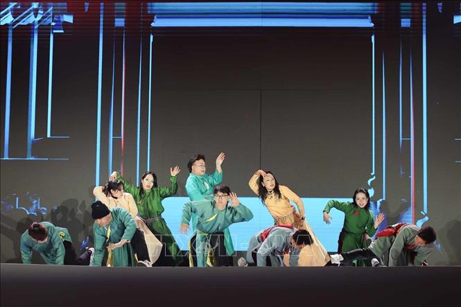 An art performance during the opening ceremony. VNA Photo