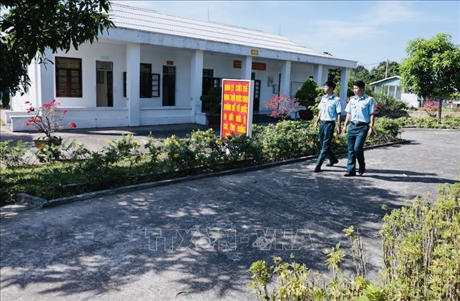 Phong trào xanh - sạch - đẹp của Trạm ra đa 30 đã tạo cảnh quan doanh trại đẹp hơn. Ảnh: Trần Việt - TTXVN 