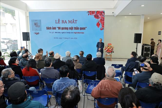 Quang cảnh Lễ ra mắt sách. Ảnh: Minh Quyết -–TTXVN