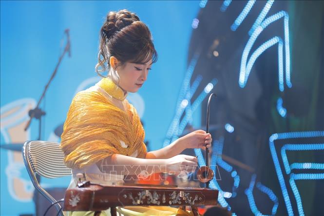 Phần thi của thí sinh Trần Bảo Linh, trường THPT Nguyễn Bỉnh Khiêm. Ảnh: Minh Quyết - TTXVN