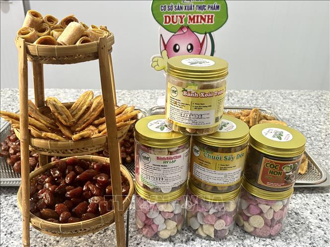 4 dòng sản phẩm đạt OCOP 3 sao của cơ sở Duy Minh.Ảnh: Hồng Nhung - TTXVN