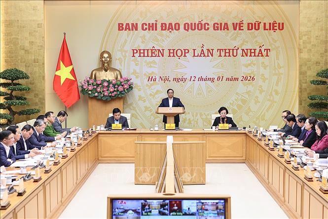 Thủ tướng Phạm Minh Chính chủ trì Phiên họp thứ Nhất của Ban Chỉ đạo quốc gia về Dữ liệu. Ảnh: Dương Giang-TTXVN 