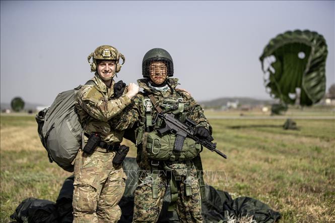 (Tư liệu) Binh sĩ Mỹ và Hàn Quốc tham gia huấn luyện tại căn cứ không quân Osan ở Pyeongtaek, cách thủ đô Seoul của Hàn Quốc 60km về phía Nam. Ảnh: Yonhap/TTXVN