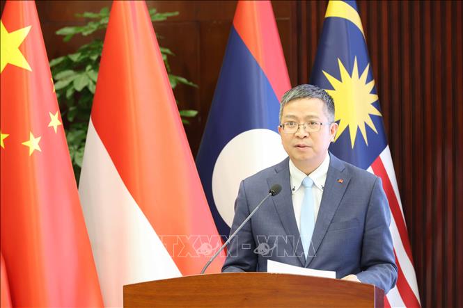 Đại sứ Việt Nam tại Trung Quốc Phạm Thanh Bình phát biểu tại sự kiện. Ảnh: Công Tuyên-PV TTXVN tại Trung Quốc