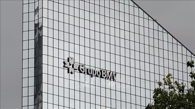Trụ sở của Groupo BMV, một trong những doanh nghiệp sở hữu mã cổ phiếu tăng mạnh trong phiên giao dịch hôm 12/1. Ảnh: Phi Hùng - PV TTXVN tại Mexico