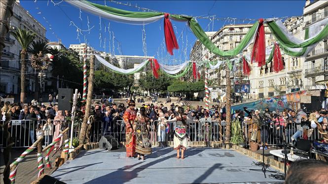 Các hoạt động văn hóa, nghệ thuật tại lễ hội mang tính giáo dục và quảng bá văn hóa. Ảnh: Nguyễn An - PV CQTT tại Algeria