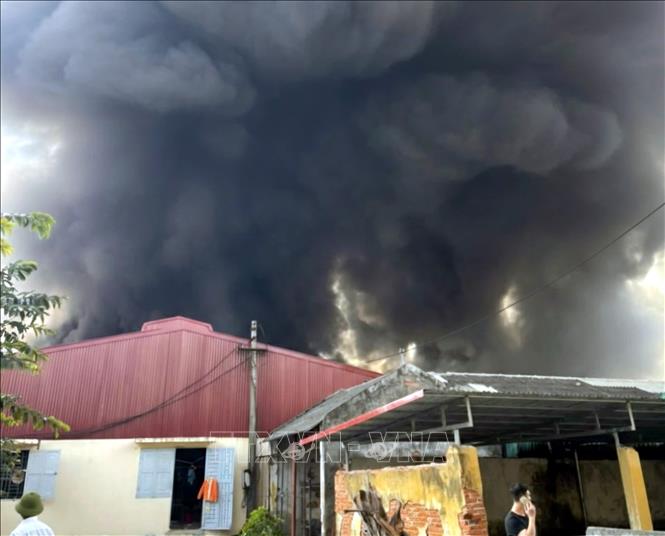 Hiện trường vụ cháy tại Phân trại số 1 thuộc Trại giam Quảng Ninh, khu vực Tân Lập, phường Hoàng Quế (Quảng Ninh). Ảnh: TTXVN phát