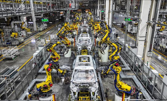 Quang cảnh một nhà máy tại Trùng Khánh, Trung Quốc. Ảnh: THX/TTXVN