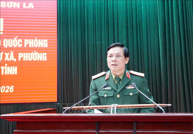 Thiếu tướng Nguyễn Hồng Thái, Phó Chính ủy Quân khu 2, phát biểu chỉ đạo tại Hội nghị. Ảnh: Nguyễn Cường - TTXVN 