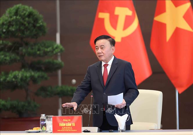 Thường trực Ban Bí thư Trần Cẩm Tú phát biểu chỉ đạo tại buổi tổng duyệt. Ảnh: An Đăng - TTXVN