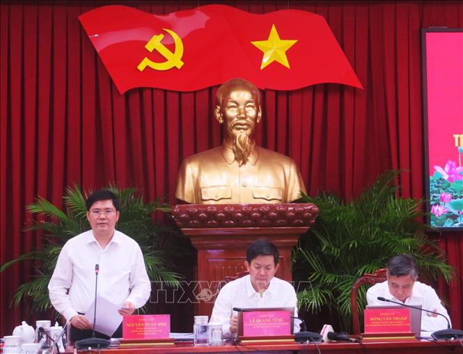 Ông Nguyễn Tuấn Anh, Phó Bí thư Thành ủy, Phó Trưởng Ban Thường trực Ban Chỉ đạo thành phố Cần Thơ phát biểu tại hội nghị. Ảnh: Ánh Tuyết - TTXVN