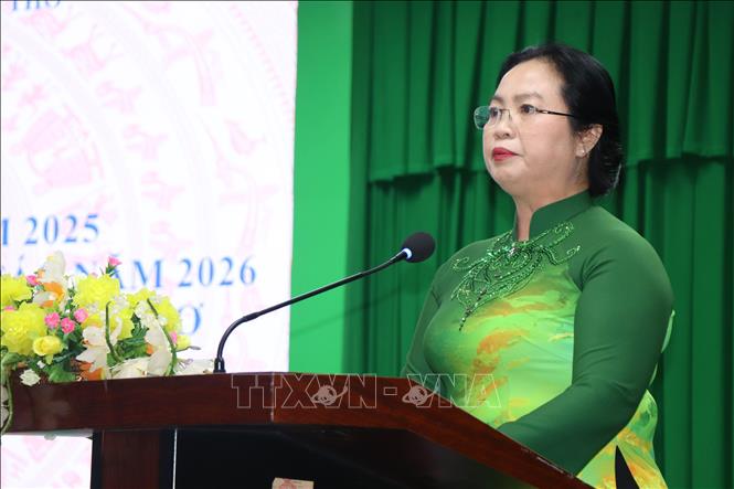 Bà Phạm Thị Phượng, Giám đốc Sở Nội vụ thành phố Cần Thơ phát biểu tại hội nghị. Ảnh: Thu Hiền – TTXVN