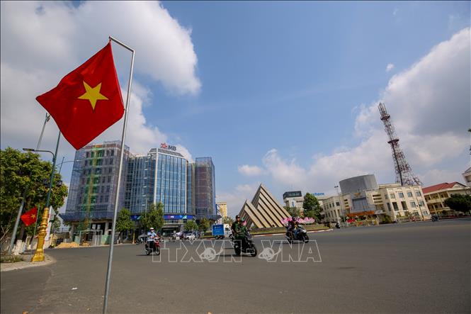 Khu vực trung tâm phường Tân Ninh được chỉnh trang những ngày giáp Tết. Ảnh: Giang Phương – TTXVN